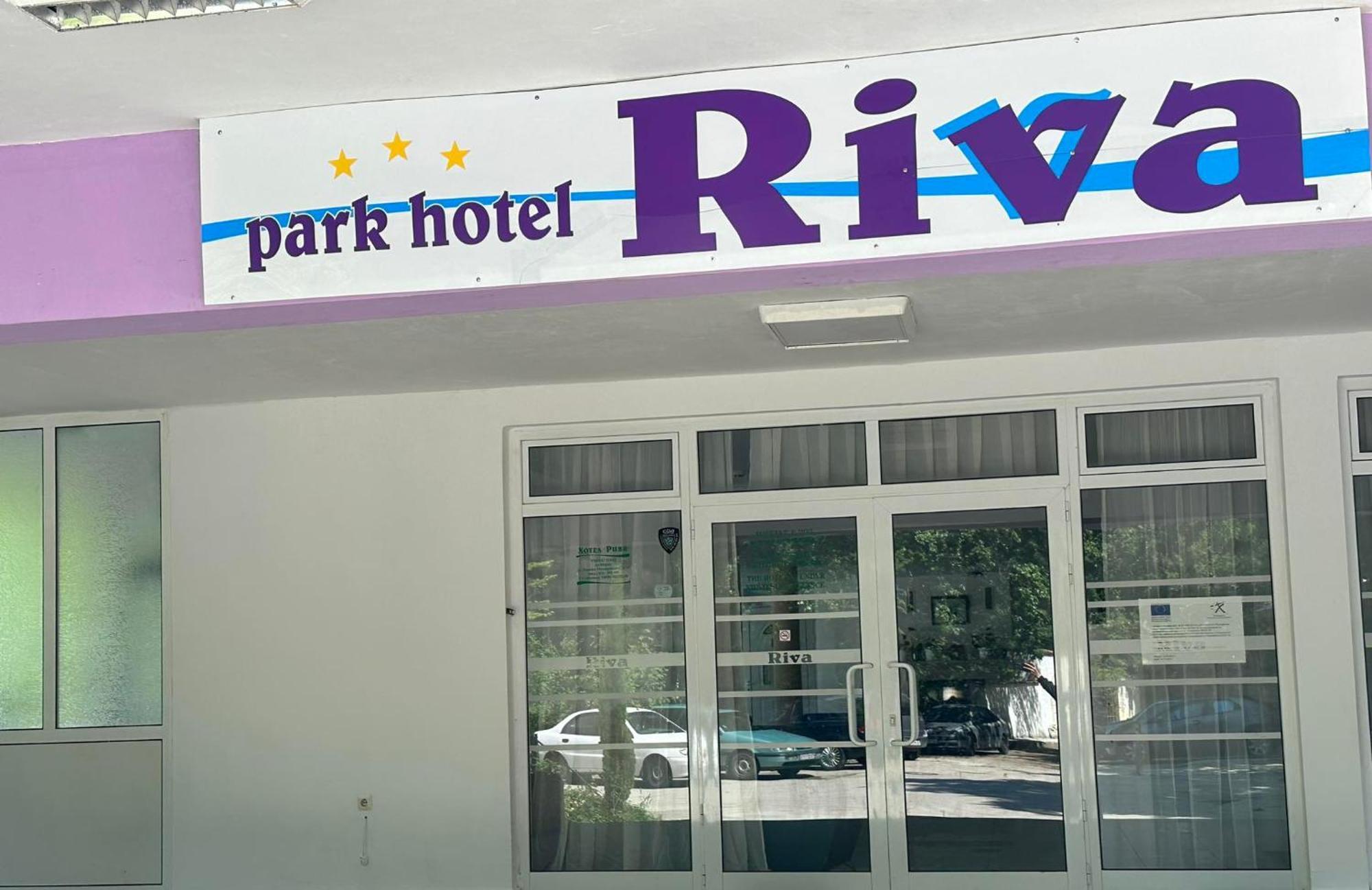 Хотел Рива Golden Sands Luaran gambar