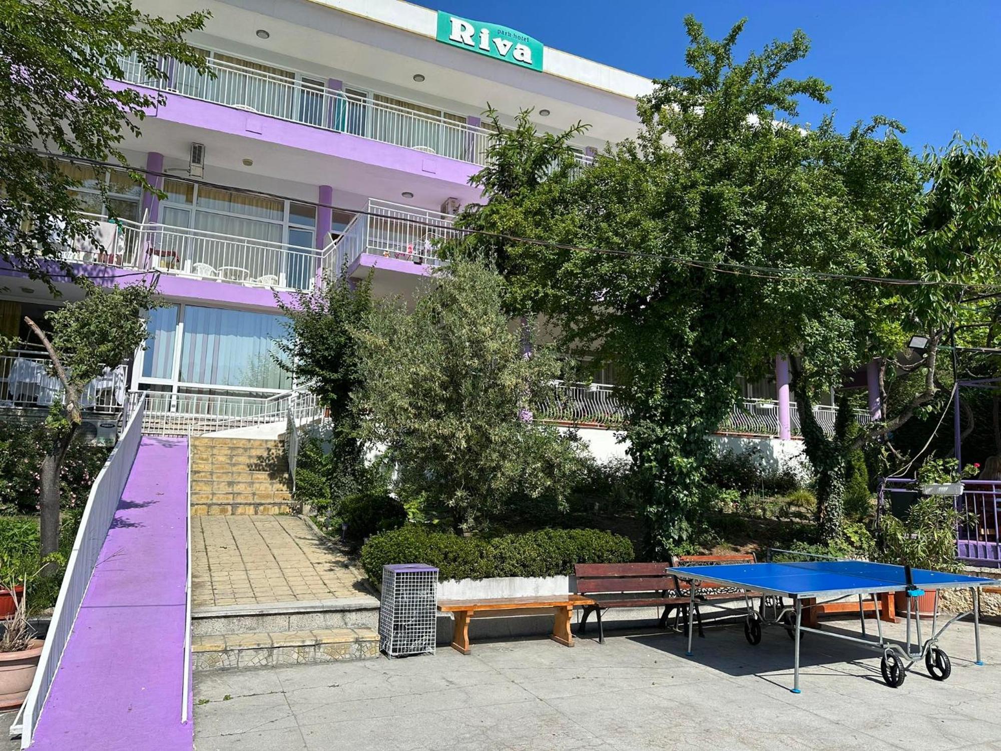 Хотел Рива Golden Sands Luaran gambar
